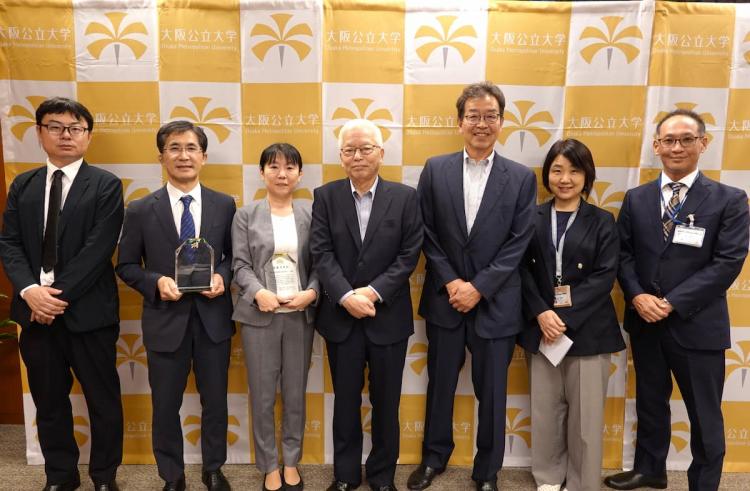 受賞・表彰 サムネイル画像