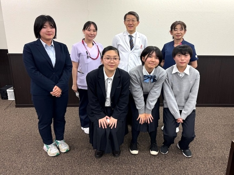 大阪府立大阪ビジネスフロンティア高等学校が当院認知症疾患医療センターをインタビュー訪問されました。